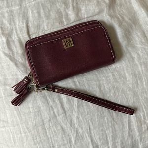 Women’s wallet - Dooney & Bourke